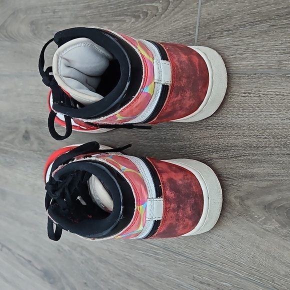 Jordan 1 retro high og Spider Man across the spiderverse kids size 4 - Picture 4 of 6